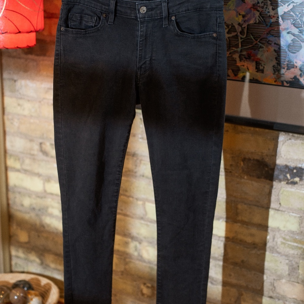 Super Stretchy Levi's 711 Skinny Ankle Black Denim 29" Waist